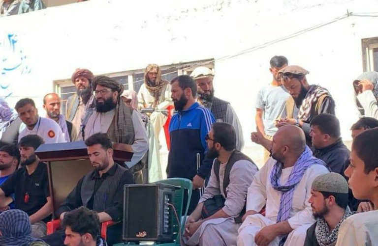 Wrestlers at the Panjshir selection championship