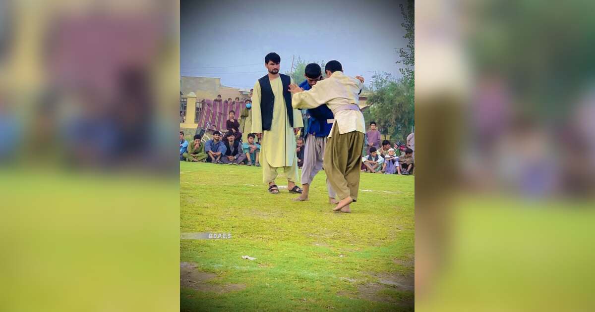د تخار په ینګي کلا ولسوالۍ کې د غېږنیونې سیمه‌ییزې سیالۍ